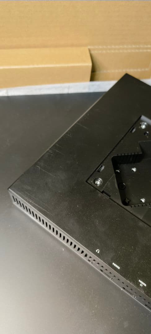 HP OMEN27u 4K144Hzモニター