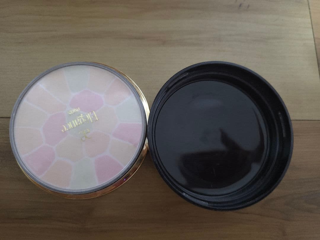 エレガンスラプードルオートニュアンス　VI　6　フェイスパウダー