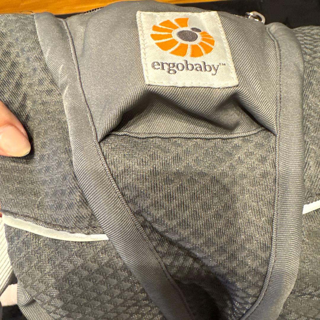 値下げ中　ergobaby OMNI ブリーズ　抱っこ紐 グレー　美品
