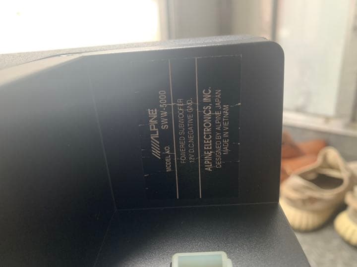 ALPINE ウーハー 激重低音 激安出品 美品
