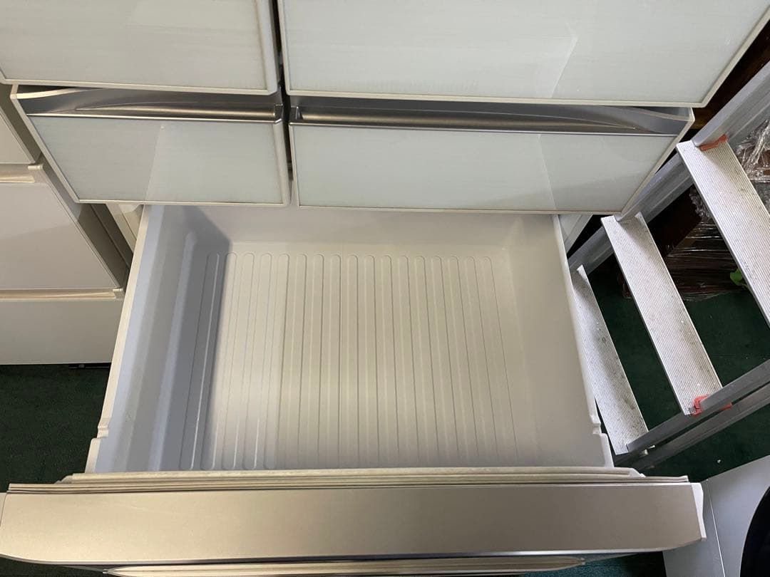 冷蔵庫・冷凍庫 SHARP SJ-GF60W