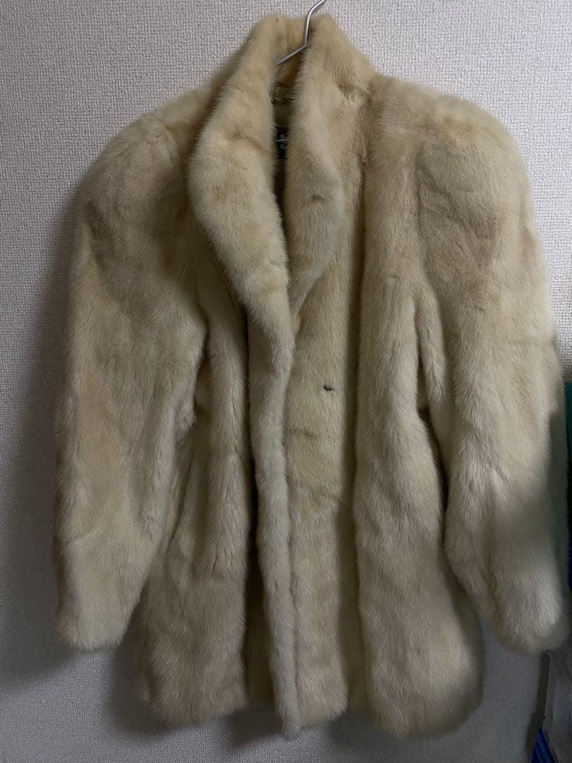 SAGA MINK（サガミンク）ハーフコート