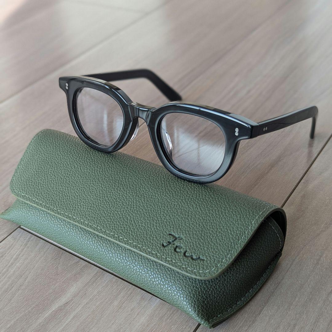 極美品【大人気】FEW サングラス（レンズ色：ライトグレー）