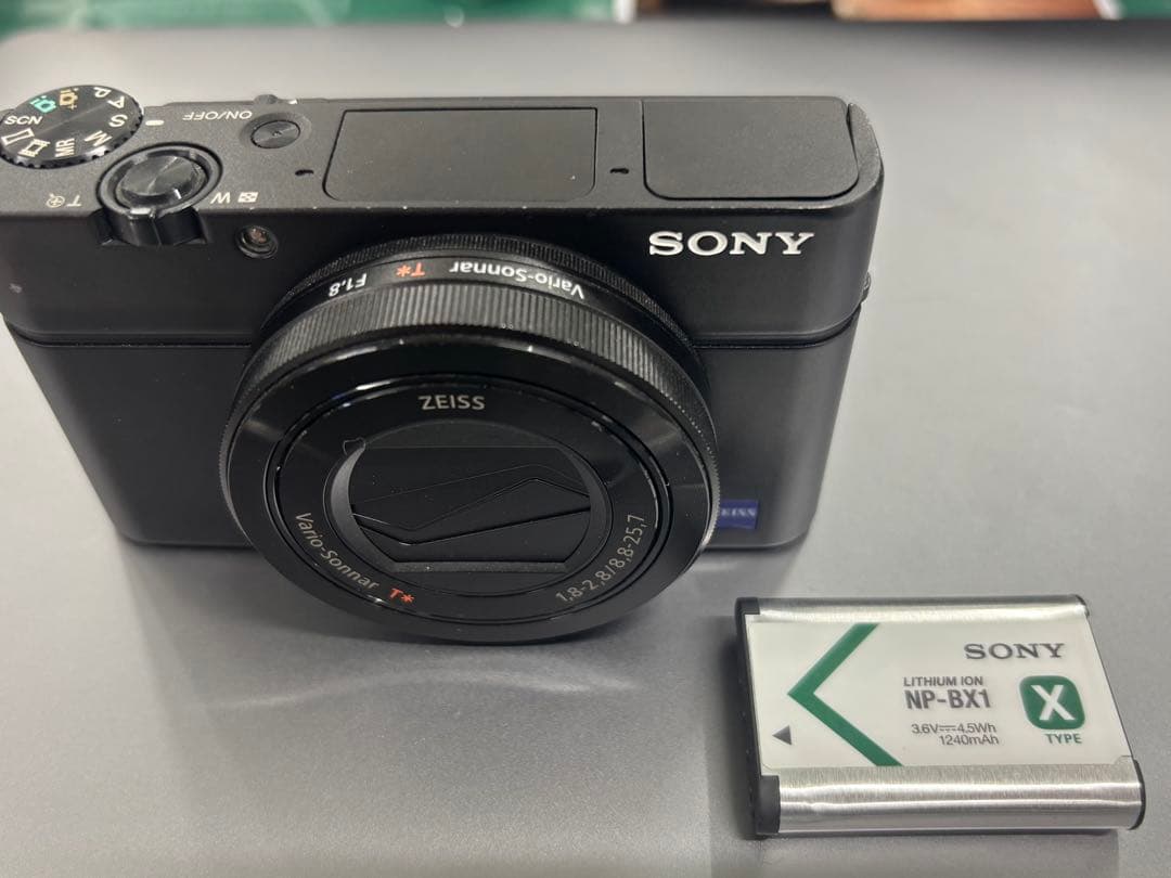 Cyber-shot RX100III（サイバーショット）DSC-RX100M3