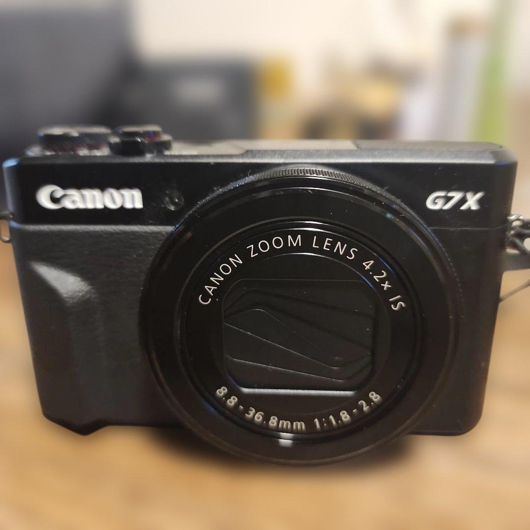 り*ん様 Canon PowerShot G7X Mark II 本体と充電器バ