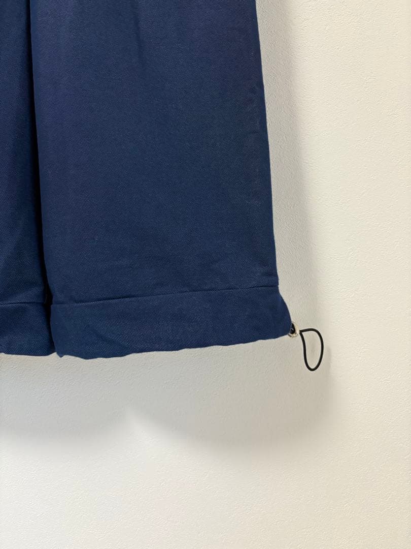 DAUAN JACARI／pencil pants