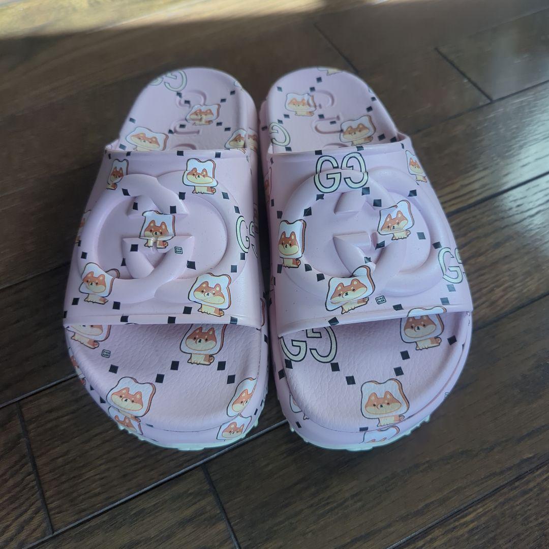 専用GUCCI犬イラスト ピンク スライドサンダル