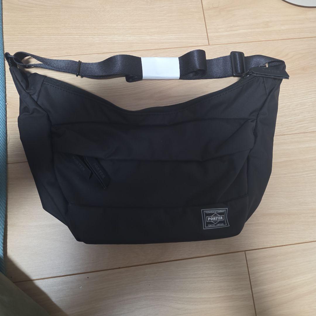 PORTER (ポーター) ムース (MOUSSE)​ショルダーバッグ (S)