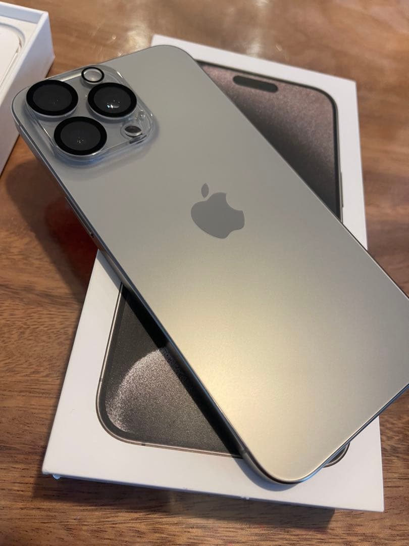 iPhone 15 Pro Max 512GB ナチュラルチタニウム