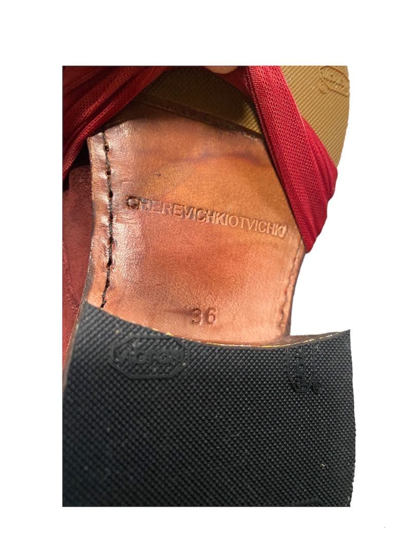 Cherevichkiotvichki ダービーシューズ