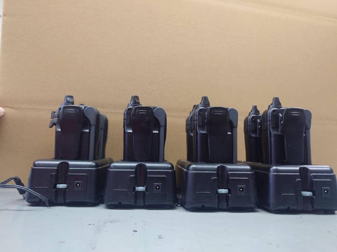 WITHCALL IC-4110 8台セット　充電器チャージャー4台付き