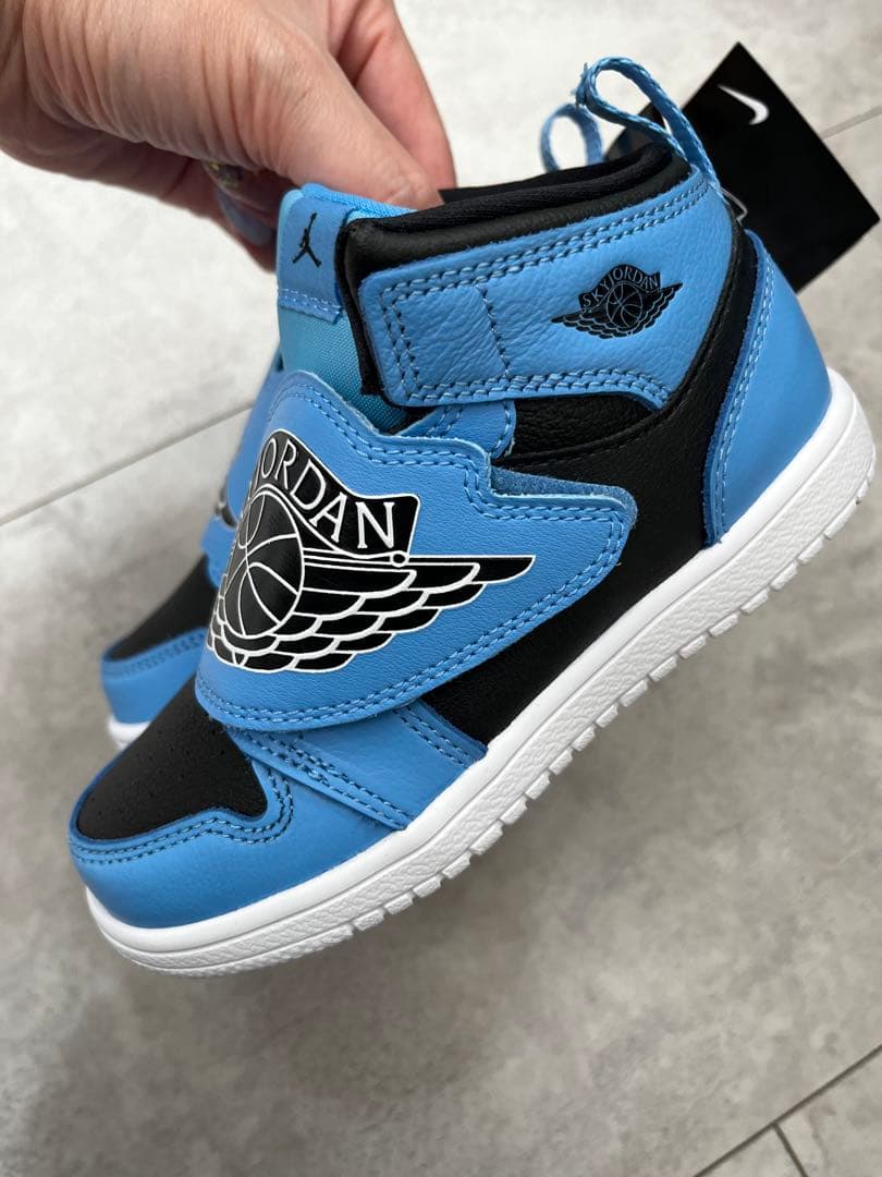 SKYJORDAN スニーカー 青/黒 ハイカット