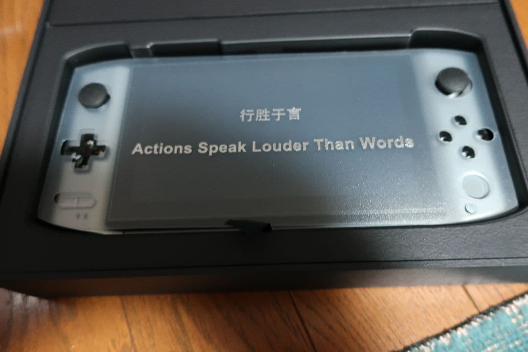 GPDwin3 1165g7 16gb 1tb　＋ドック＋ケース他