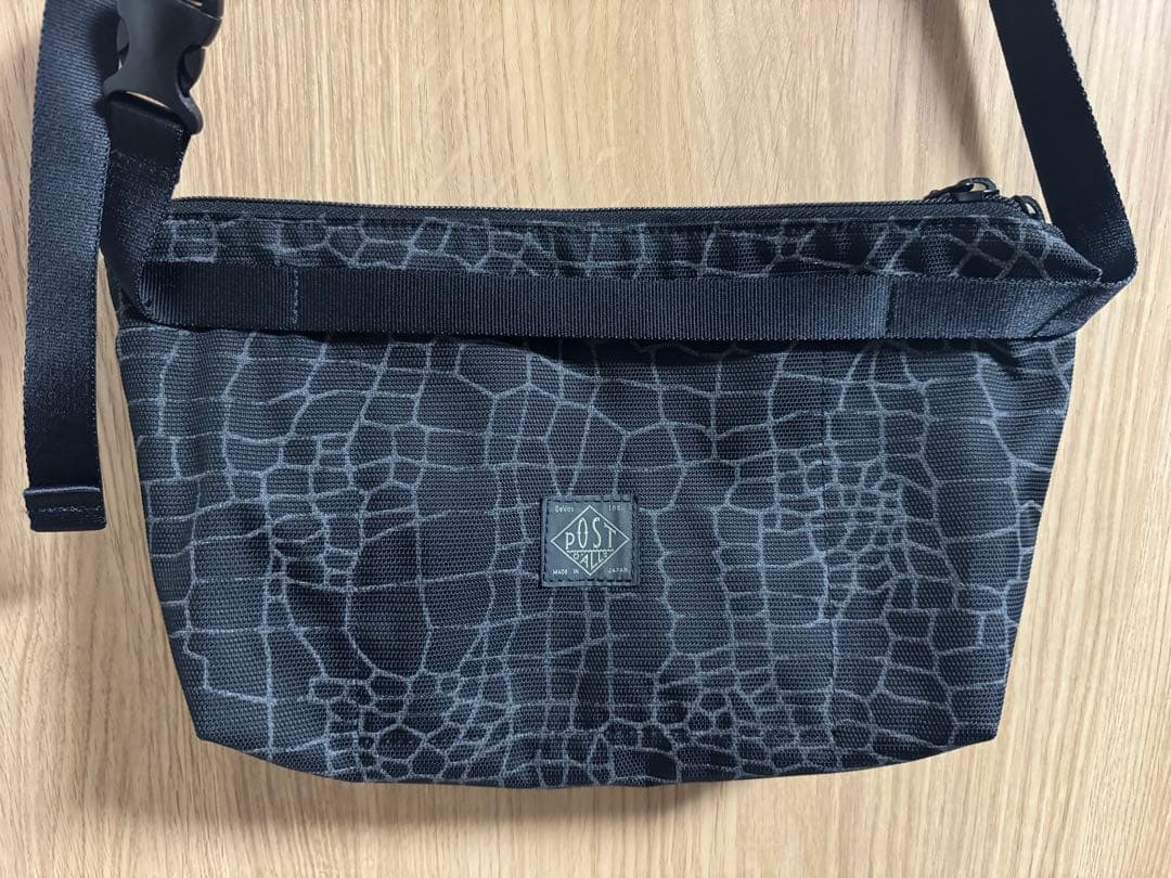 POST O’ALLS×BAGSINPROGRESS サコッシュ　美品