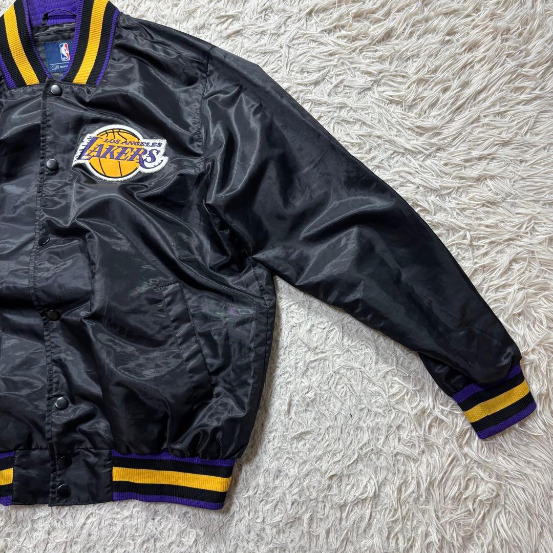 み様　NBA G-III LAKERS レイカーズ　スタジャン　デカロゴ　黒　L
