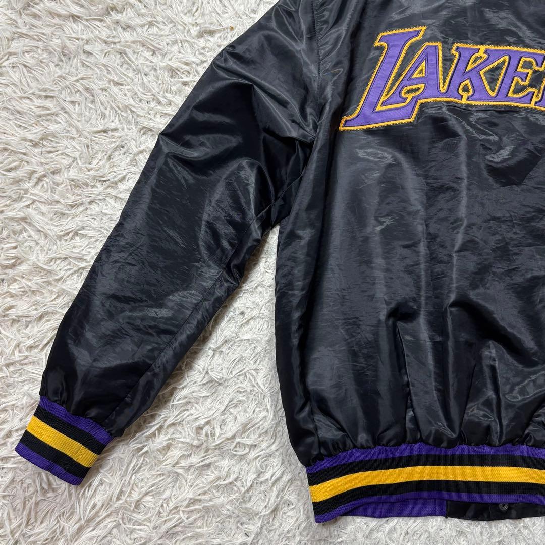 み様　NBA G-III LAKERS レイカーズ　スタジャン　デカロゴ　黒　L