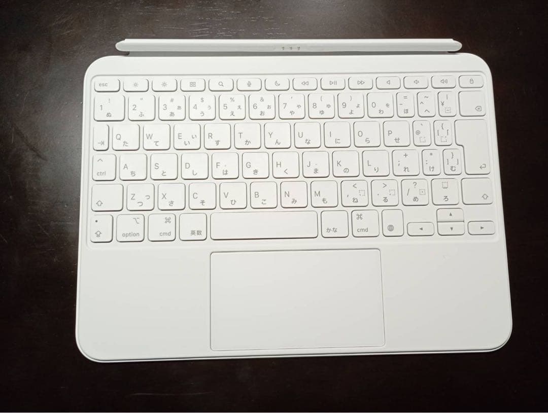 Apple iPad（第10世代）用Magic Keyboard Folio