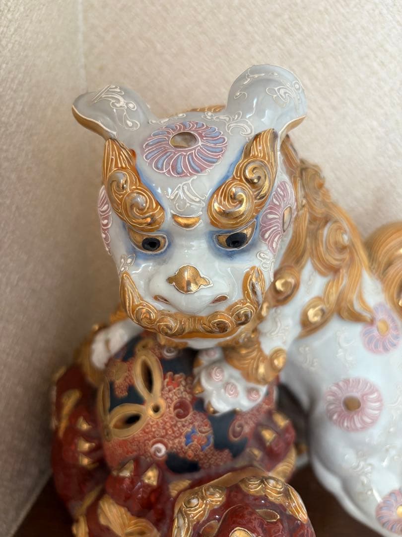 じゃれあい　玉乗り獅子　置物