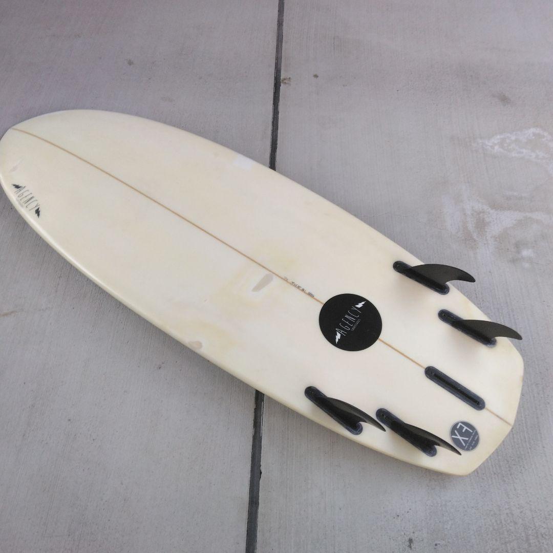 小波BULLANT5'6\" AGENCYサーフボードEPS　フィン付き