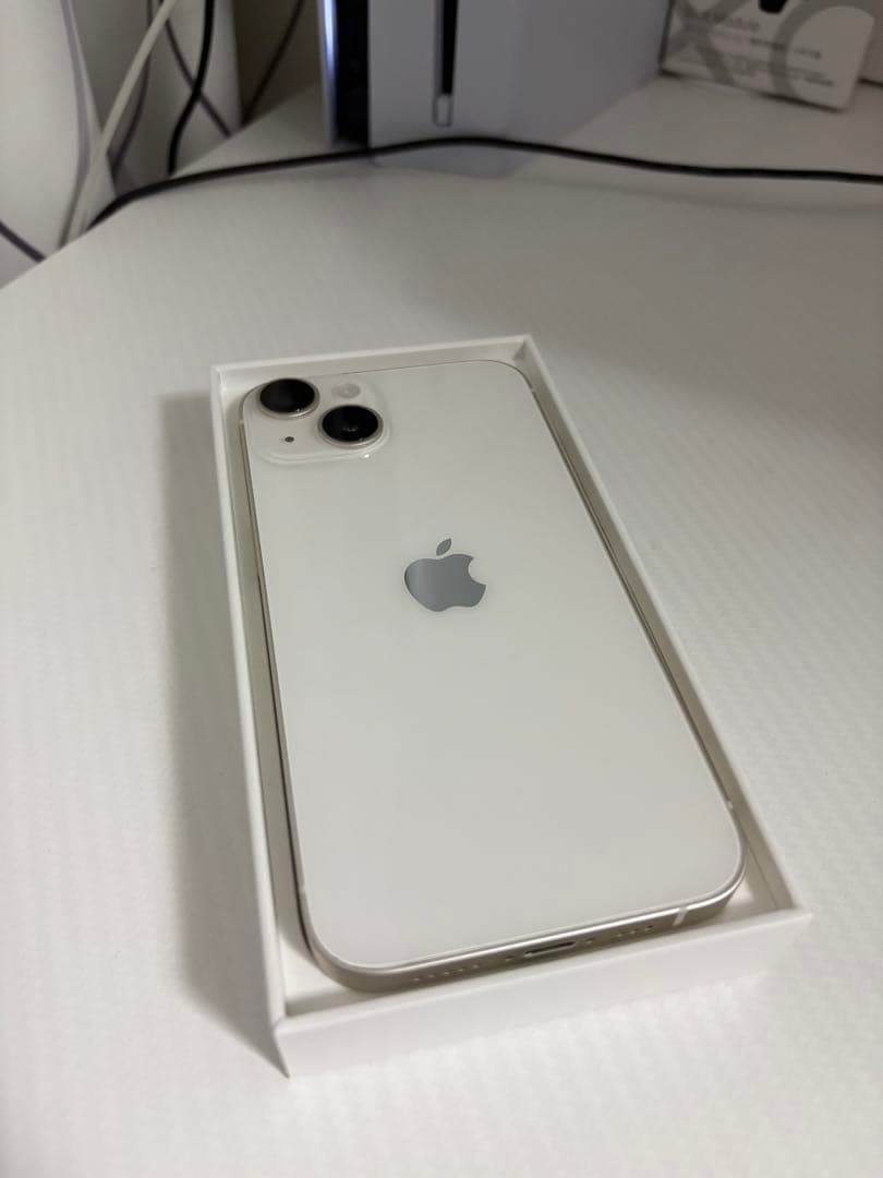 ぺ*べ様 Apple iPhone 14 ホワイト 本体箱あり 128G BT8