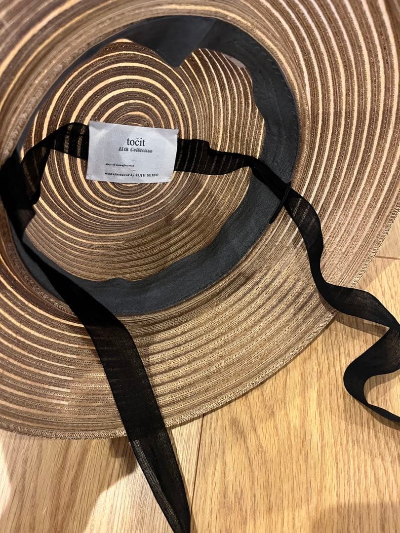 （お値下げ中）tocit トチエット　麦わら帽子　取り外し可能紐付き
