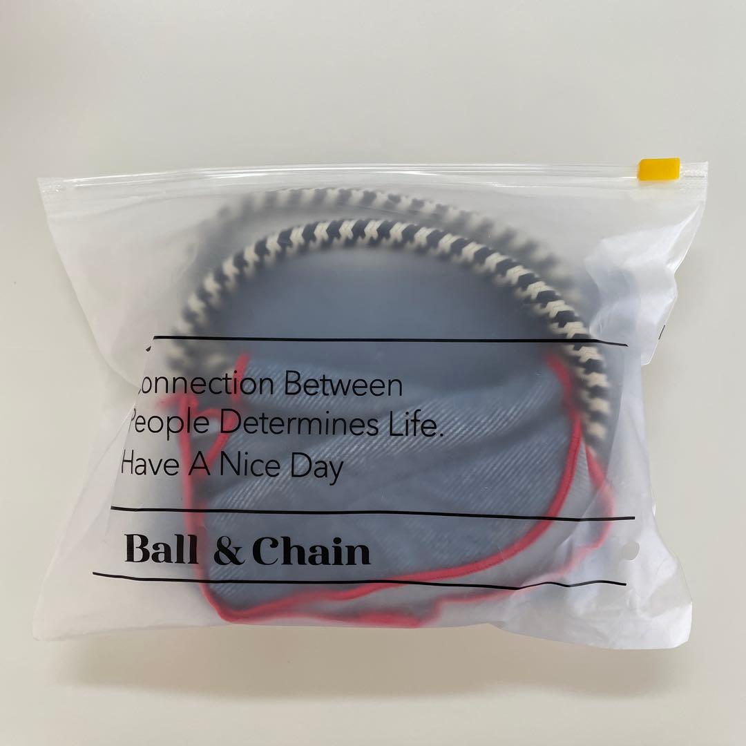 ボール＆チェーン M 日焼けキティ　BEACH