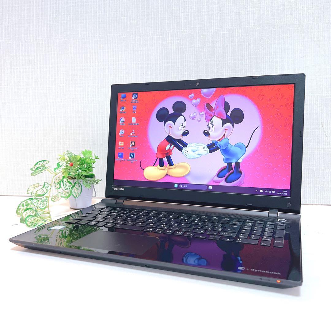 美品、i7、メモリ8G、高速SSD、Win11、イラレ&オフィス2021が使える