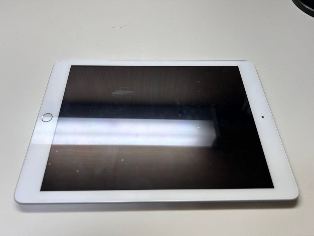 iPad 第6世代9.7インチ32GBバッテリー良好