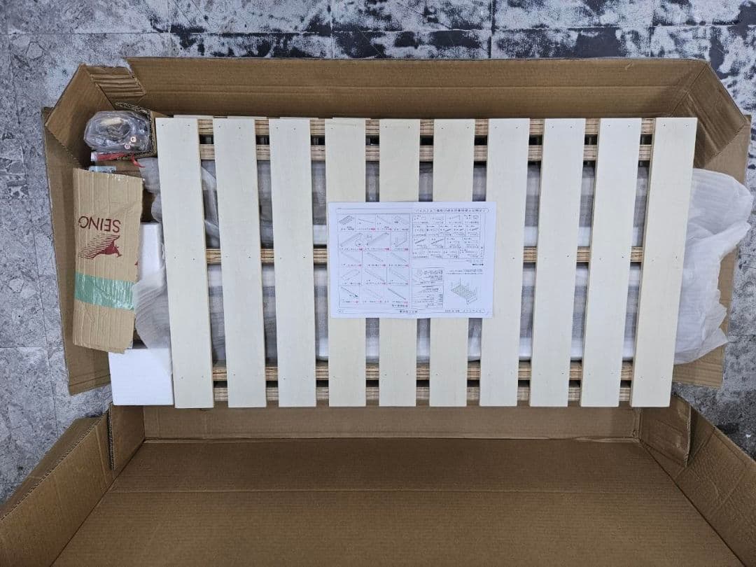 木製シングルミドルベッドフレーム　LBR色