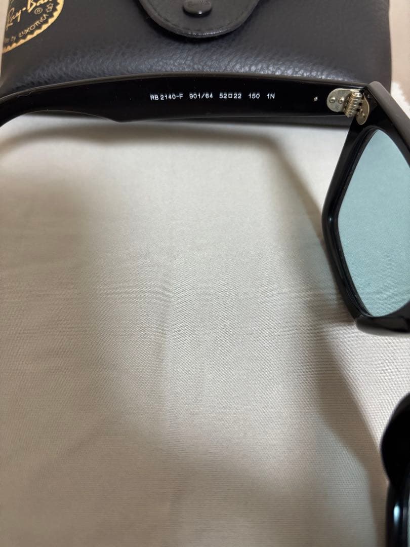 Ray-Ban RB 2140-F サングラス