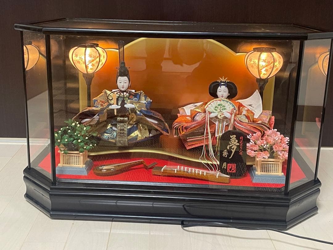 ひな人形セット ガラスケース付き