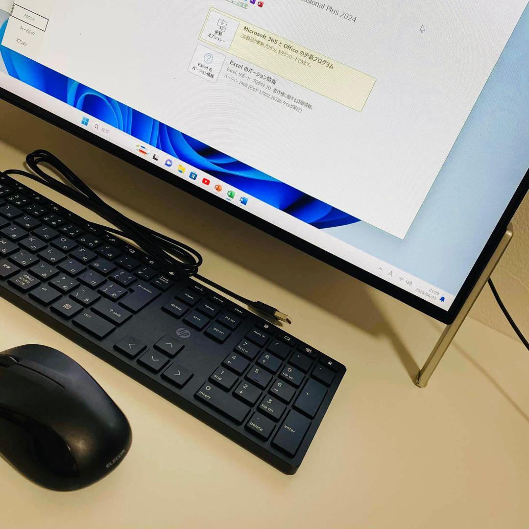 Y668 FujitsuデスクトップSSD256Gメモリ8G高速Window11