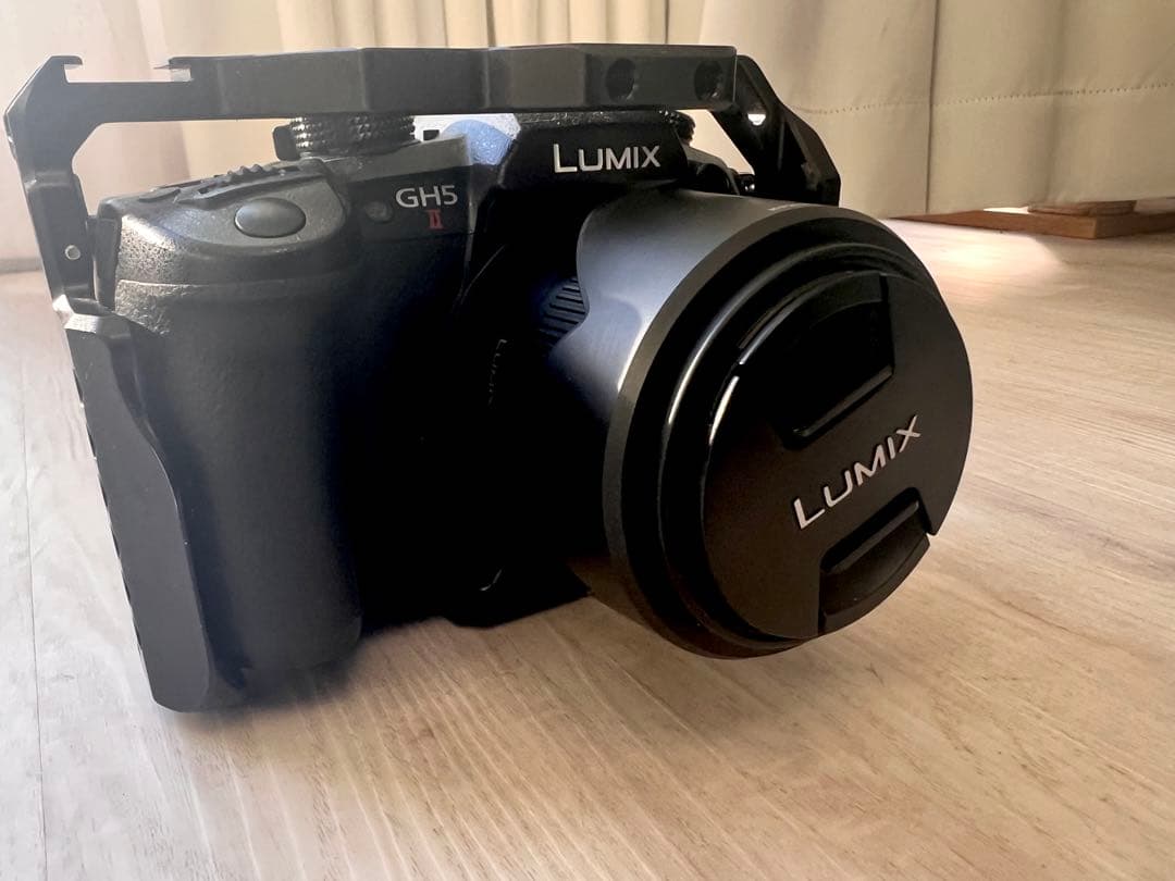 LUMIX GH5M2+ 14-42標準レンズ ケージ付き＋オマケ