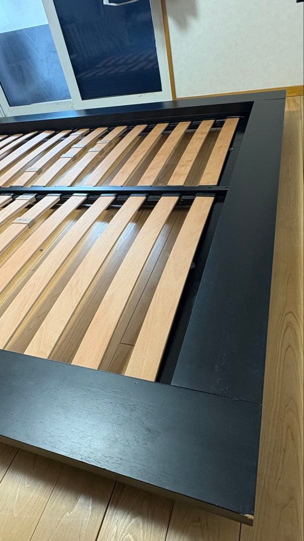 [定価約45万円］イタリア高級家具　カッシーナ クイーンサイズ　ベッドフレーム