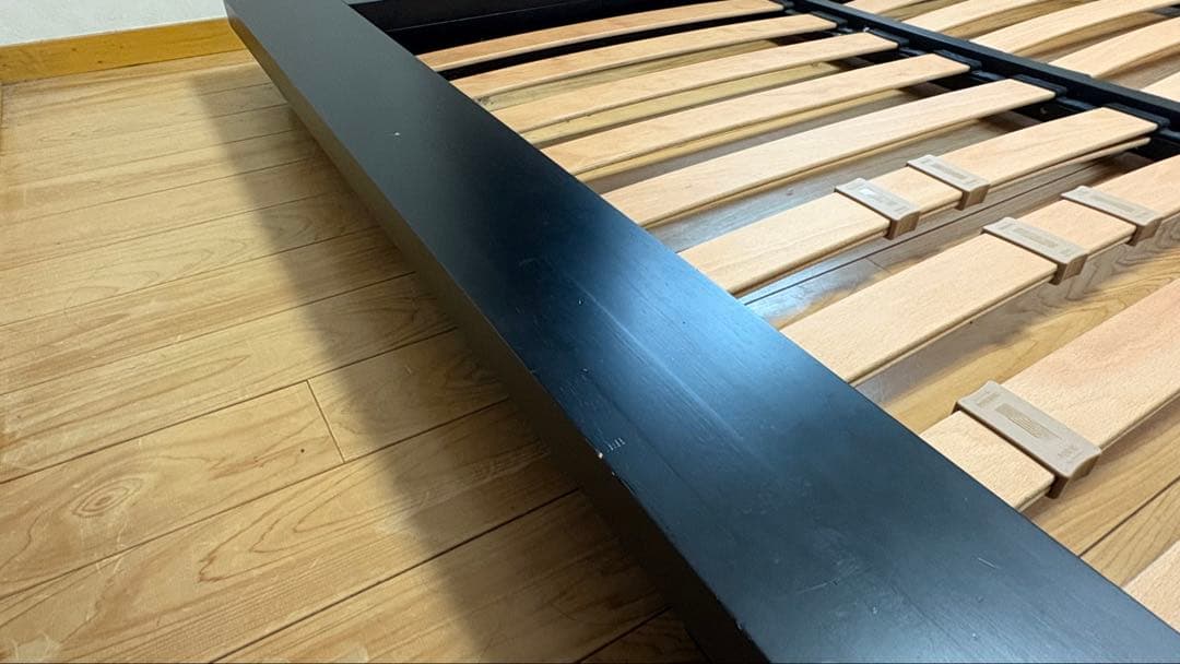 [定価約45万円］イタリア高級家具　カッシーナ クイーンサイズ　ベッドフレーム