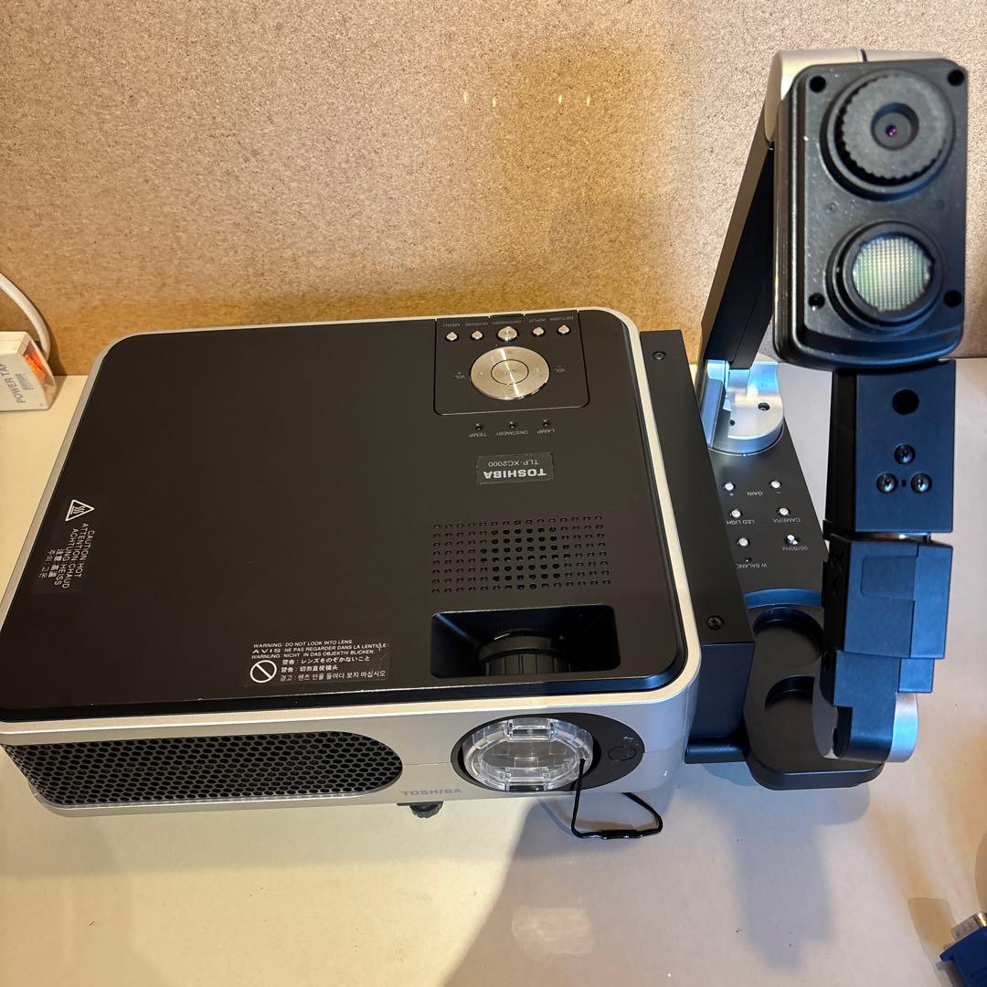 東芝 TLP-XC2000 プロジェクター