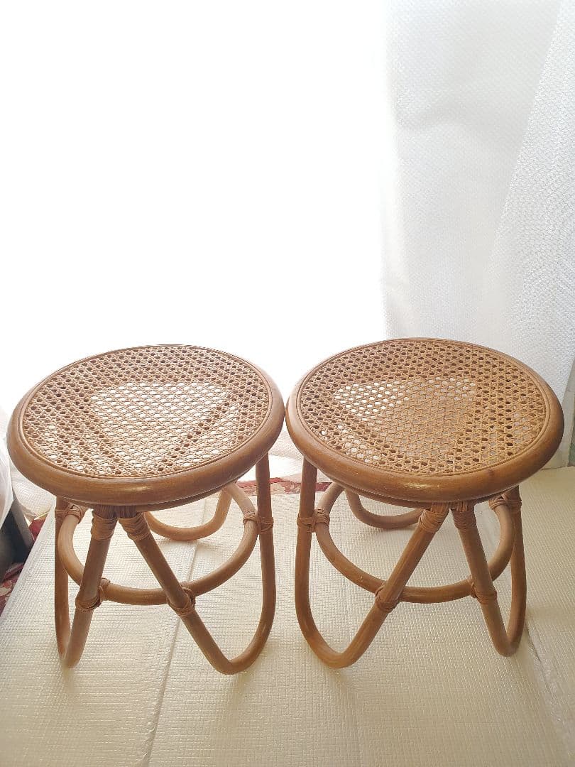 アンティークラタン製編み込みスツール2個セット
