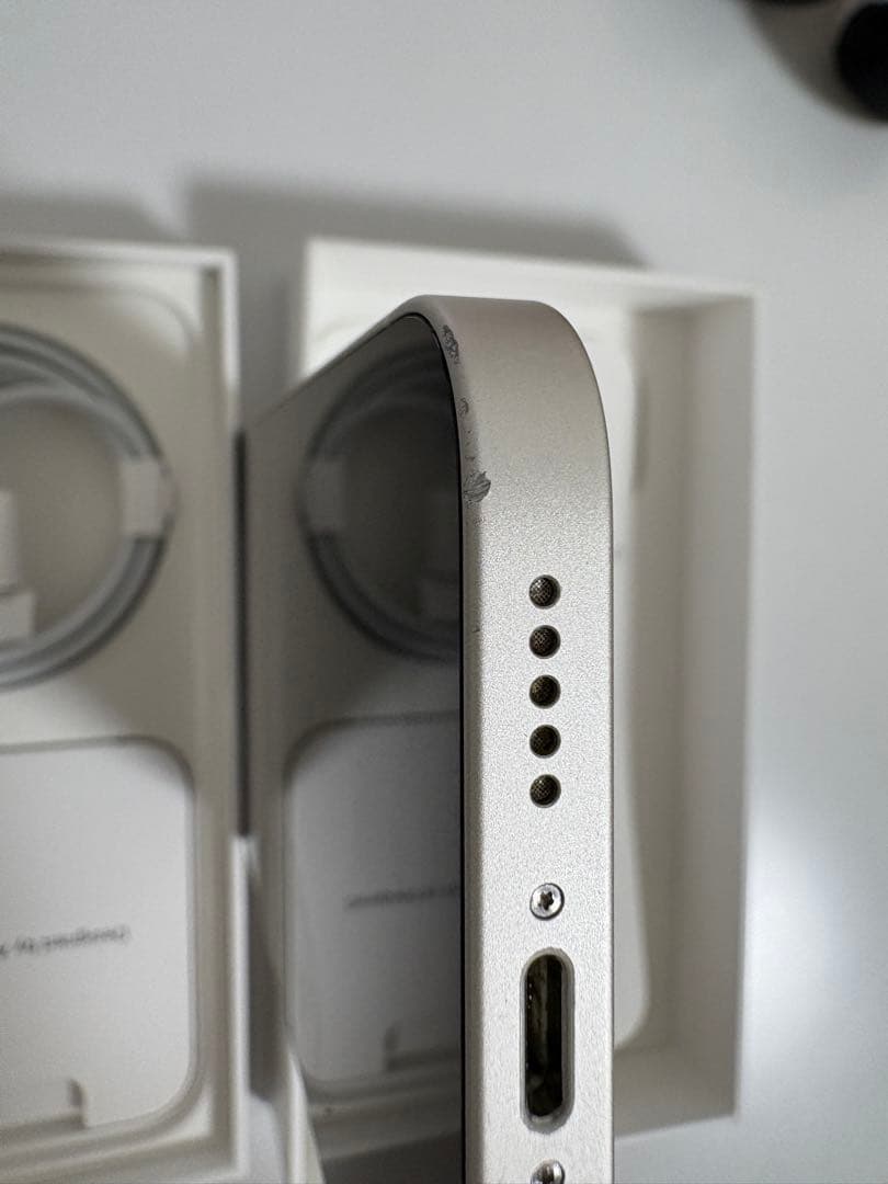 iPhone 12 128GB ホワイト　SIMフリー　付属品あり　箱あり