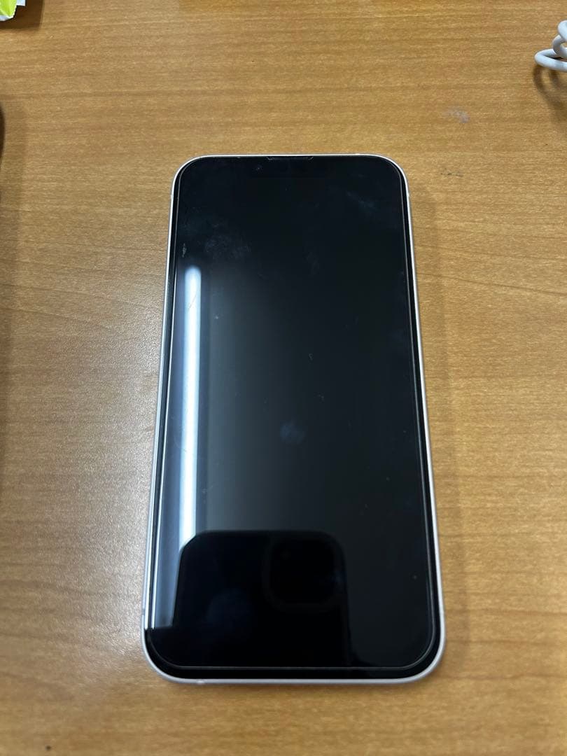 Apple iPhone 13 スターライト128GB