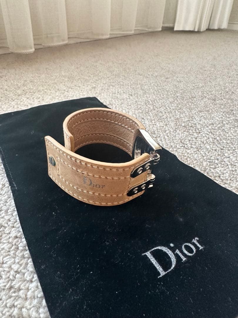 【希少】Dior ベージュ レザーバングル