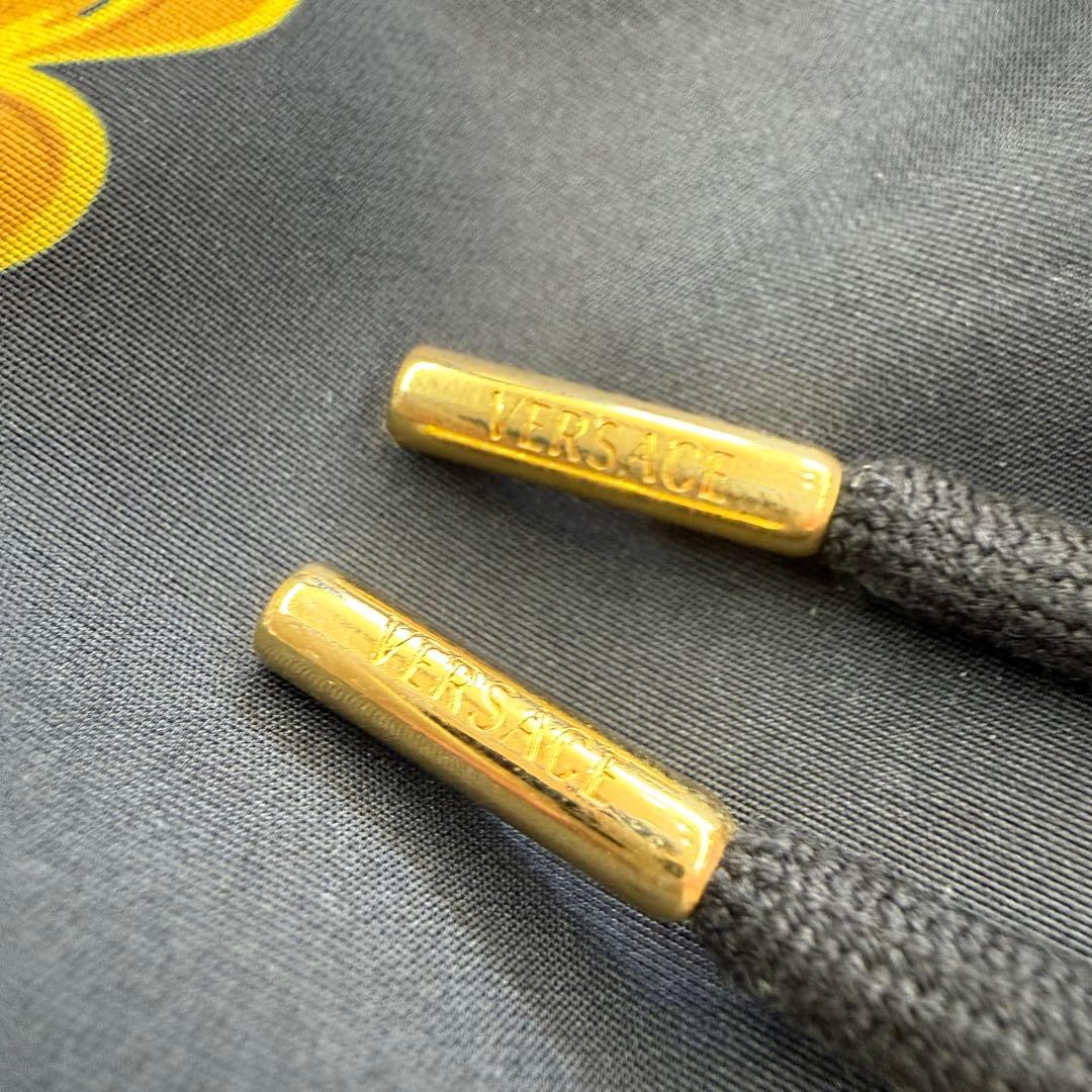 VERSACE ヴェルサーチェ ショートパンツ 48