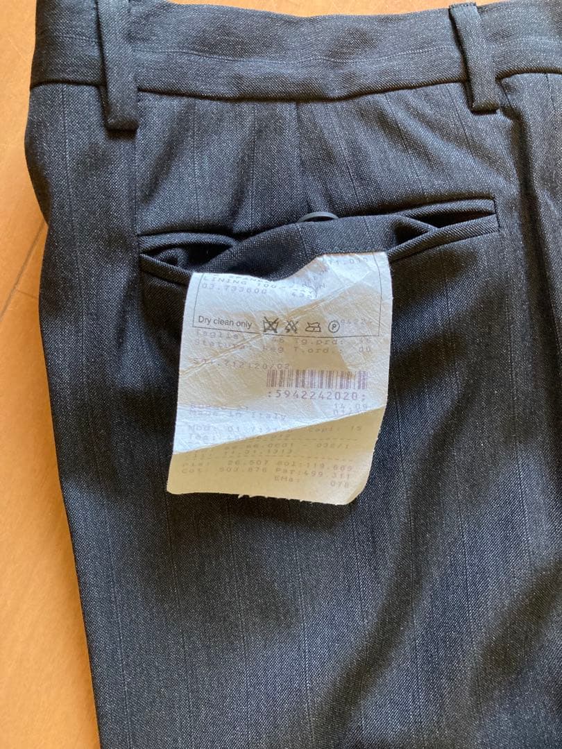 Giorgio Armani ダークグレー スーツ