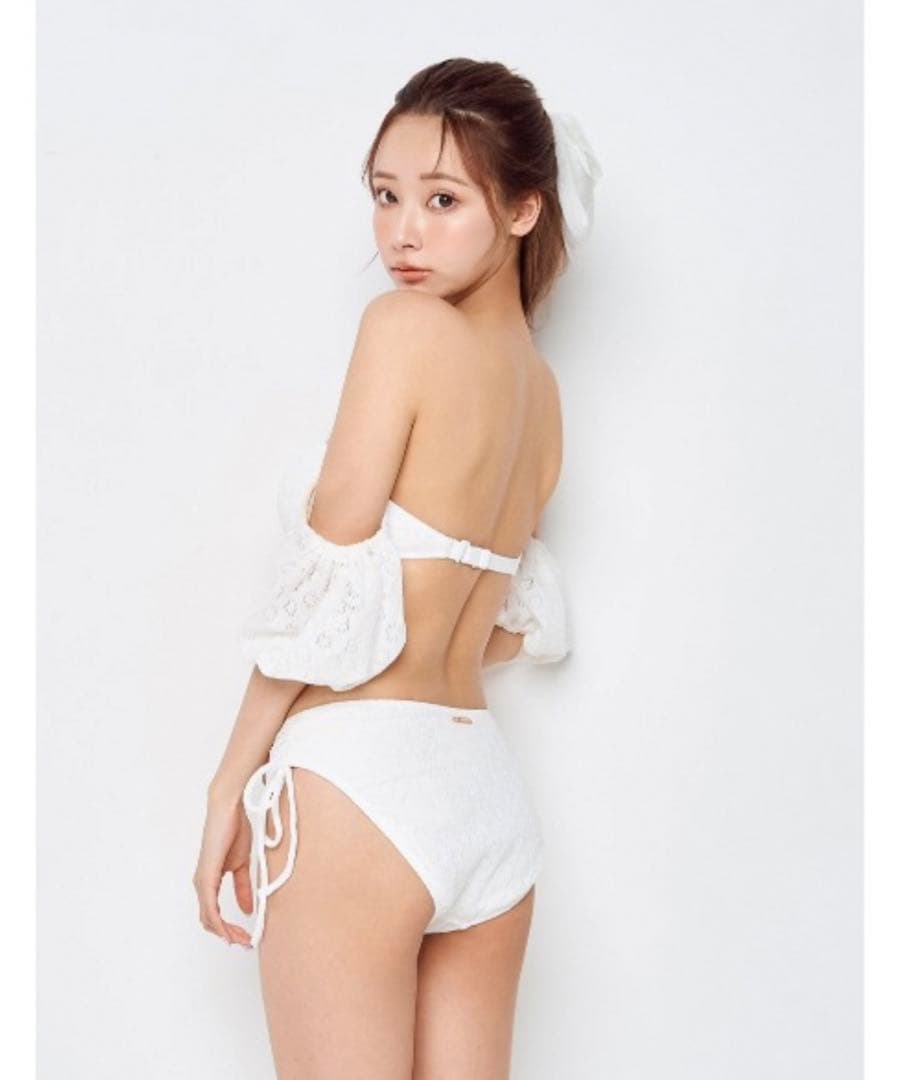 レースオフショルビキニ