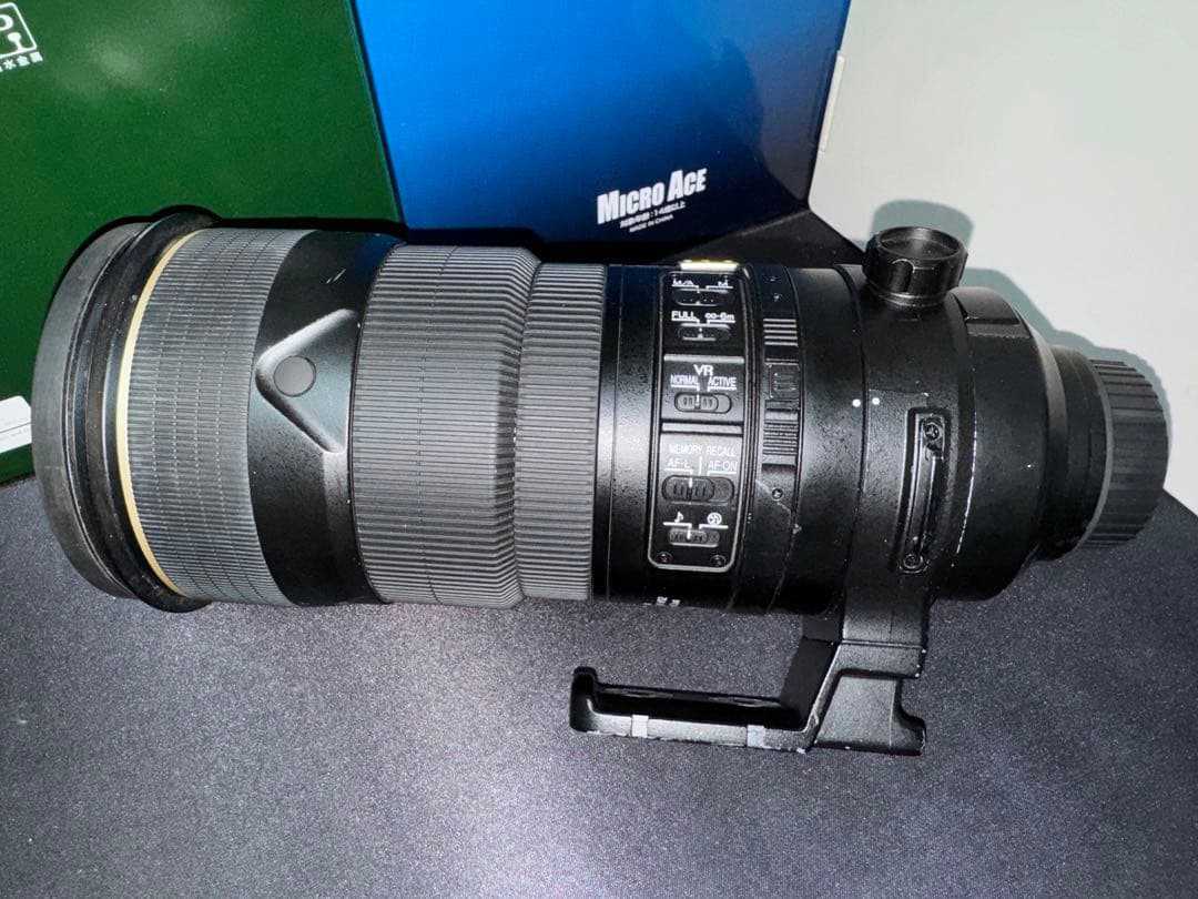ニコン AF-S VR Nikkor ED 300mm F2.8G (IF)