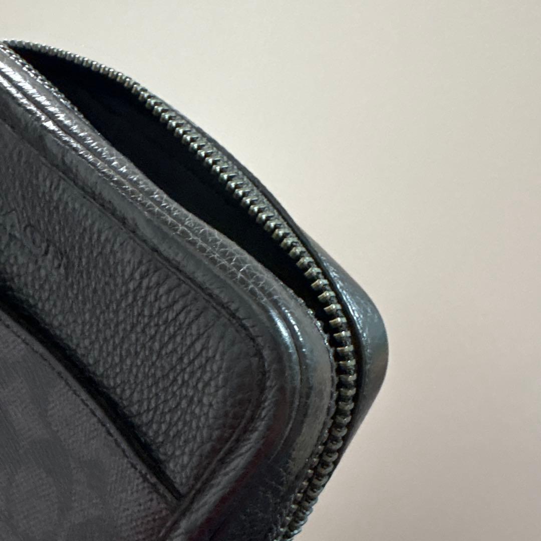 coach ブラックレザー ショルダーバッグ