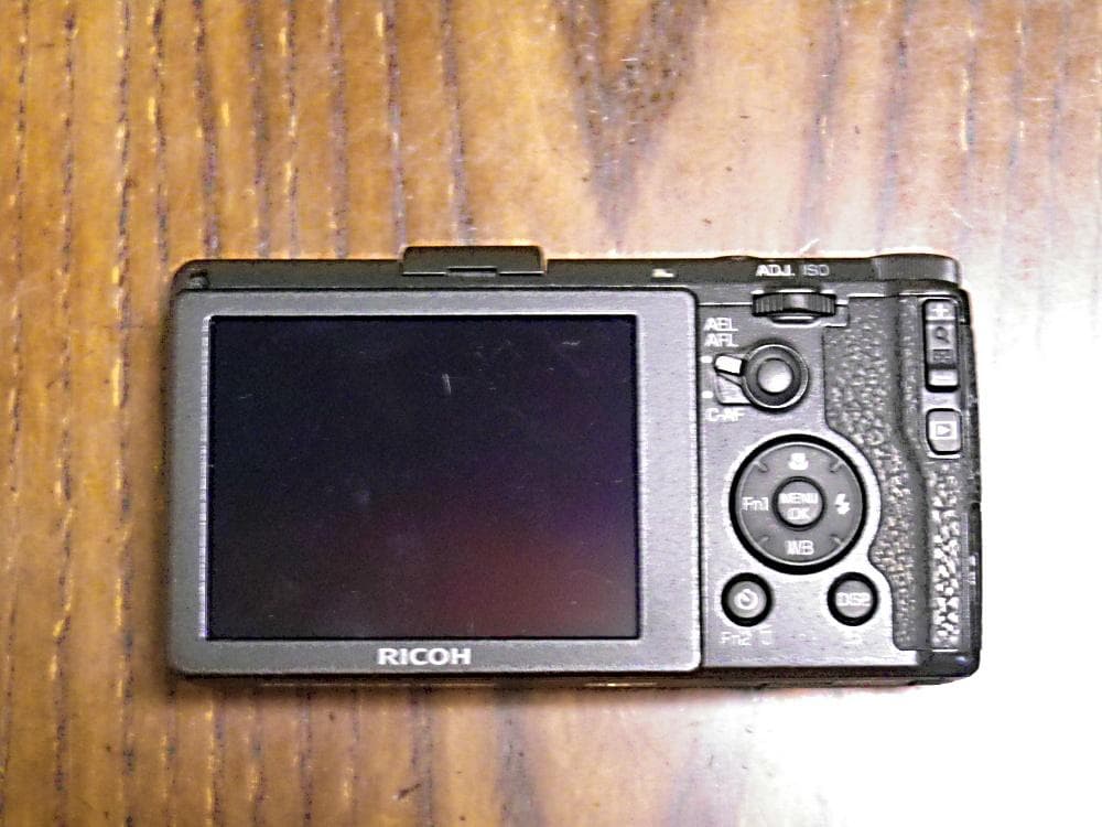 値下げ！リコー　RICOH　初代GR (APS-C)本体 + バッテリー2個付き