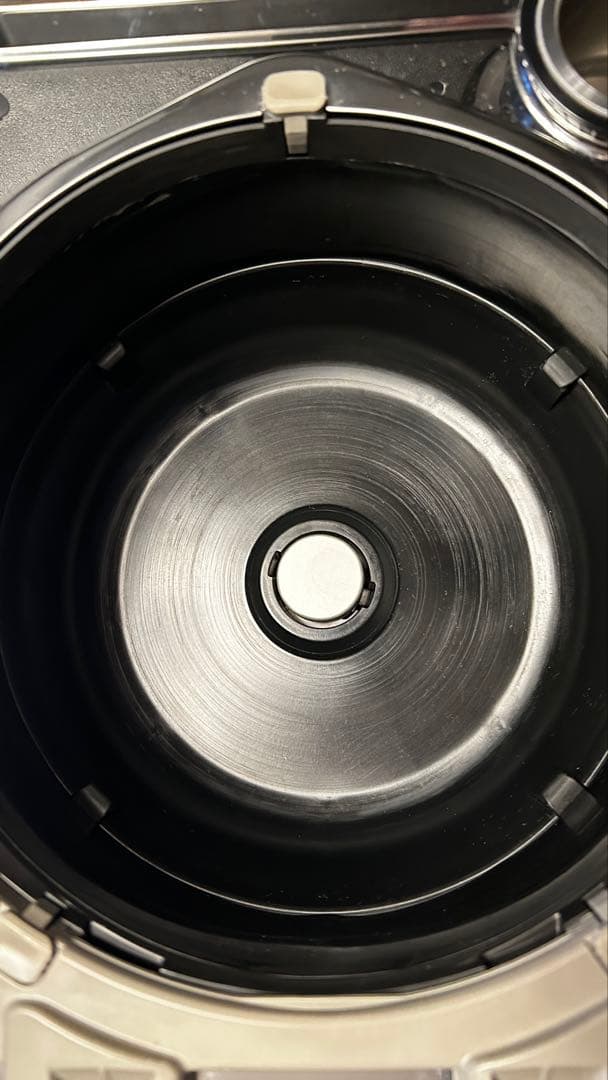 美品　日本製　PANASONIC パナソニック　SR-VSX101-Kブラック黒