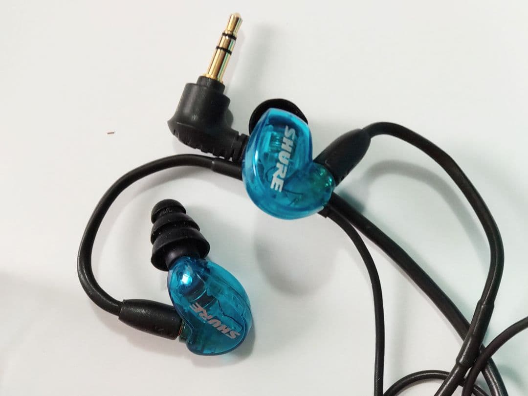 SHURE SE215 有線イヤホン
