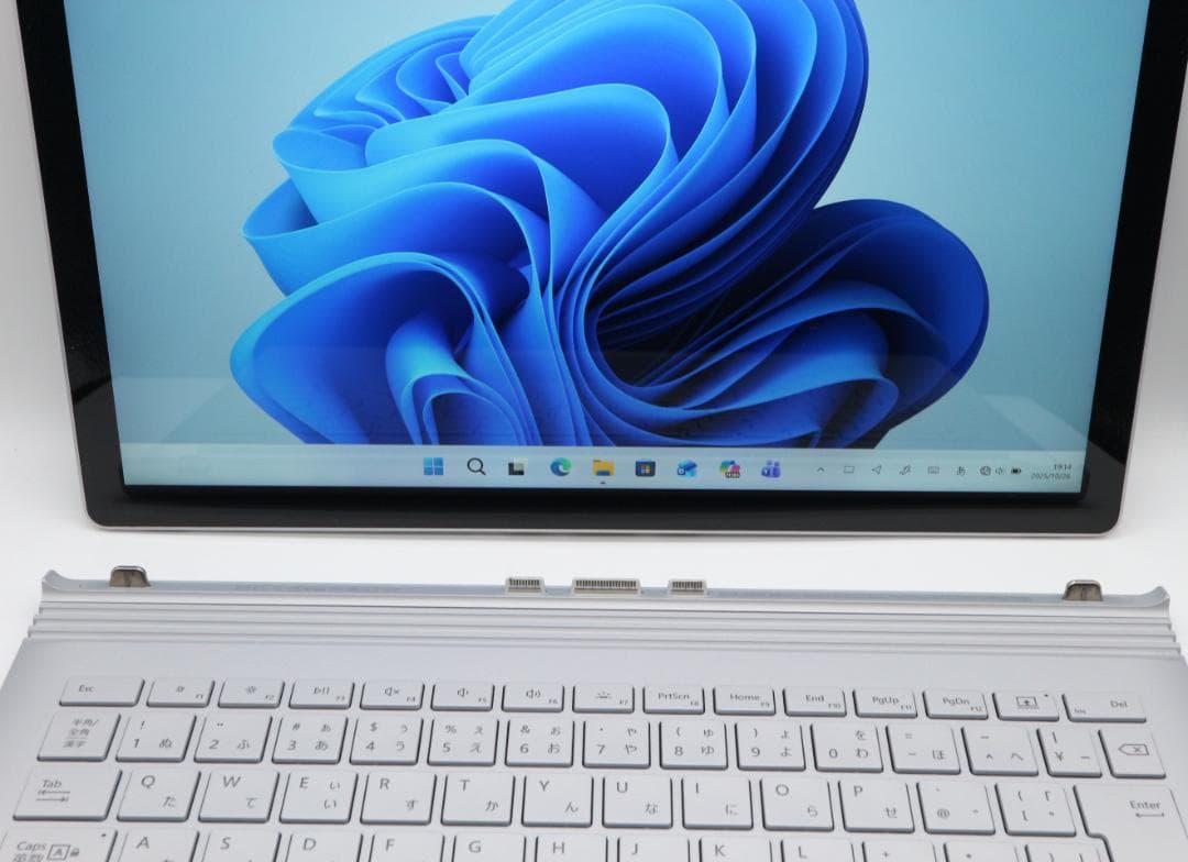 概ね綺麗Surface Book2 i7グラボ搭載GTX1050オフィス電池良好