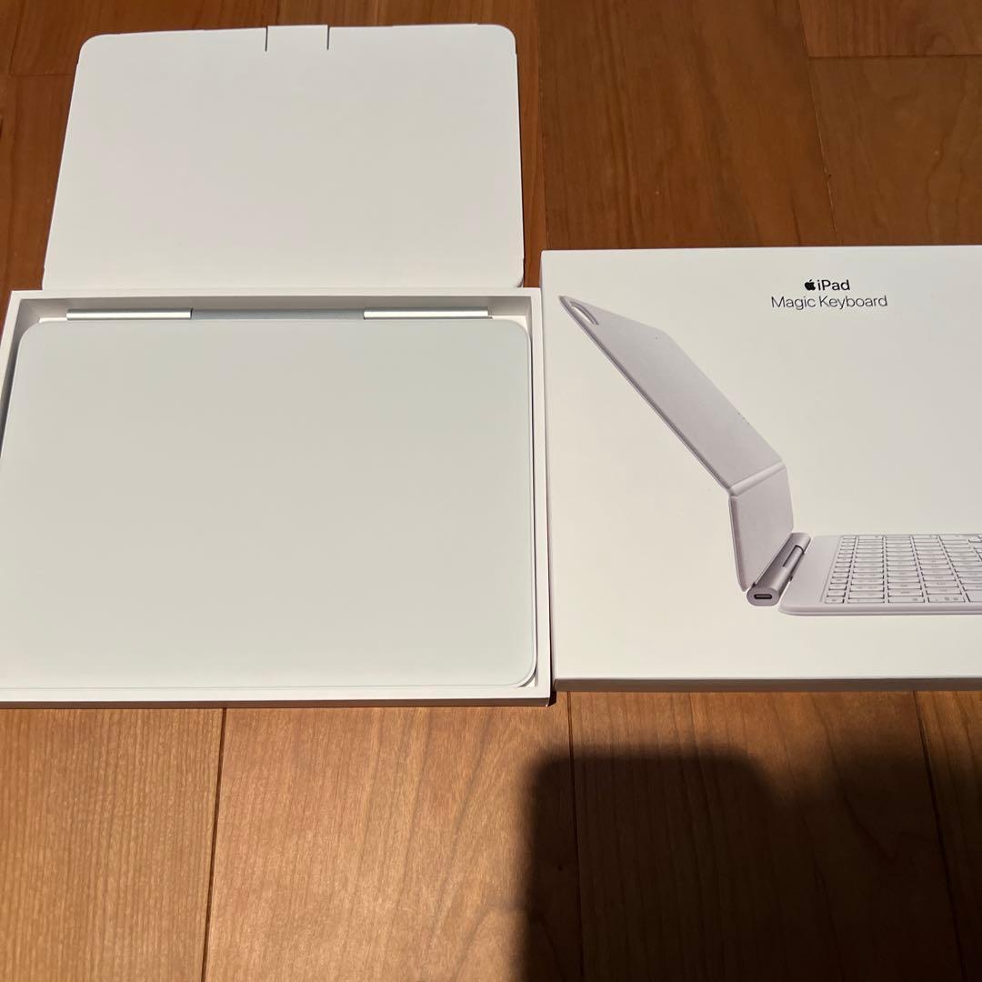 【美品】11インチ iPad Air(M3)用 Magic Keyboard
